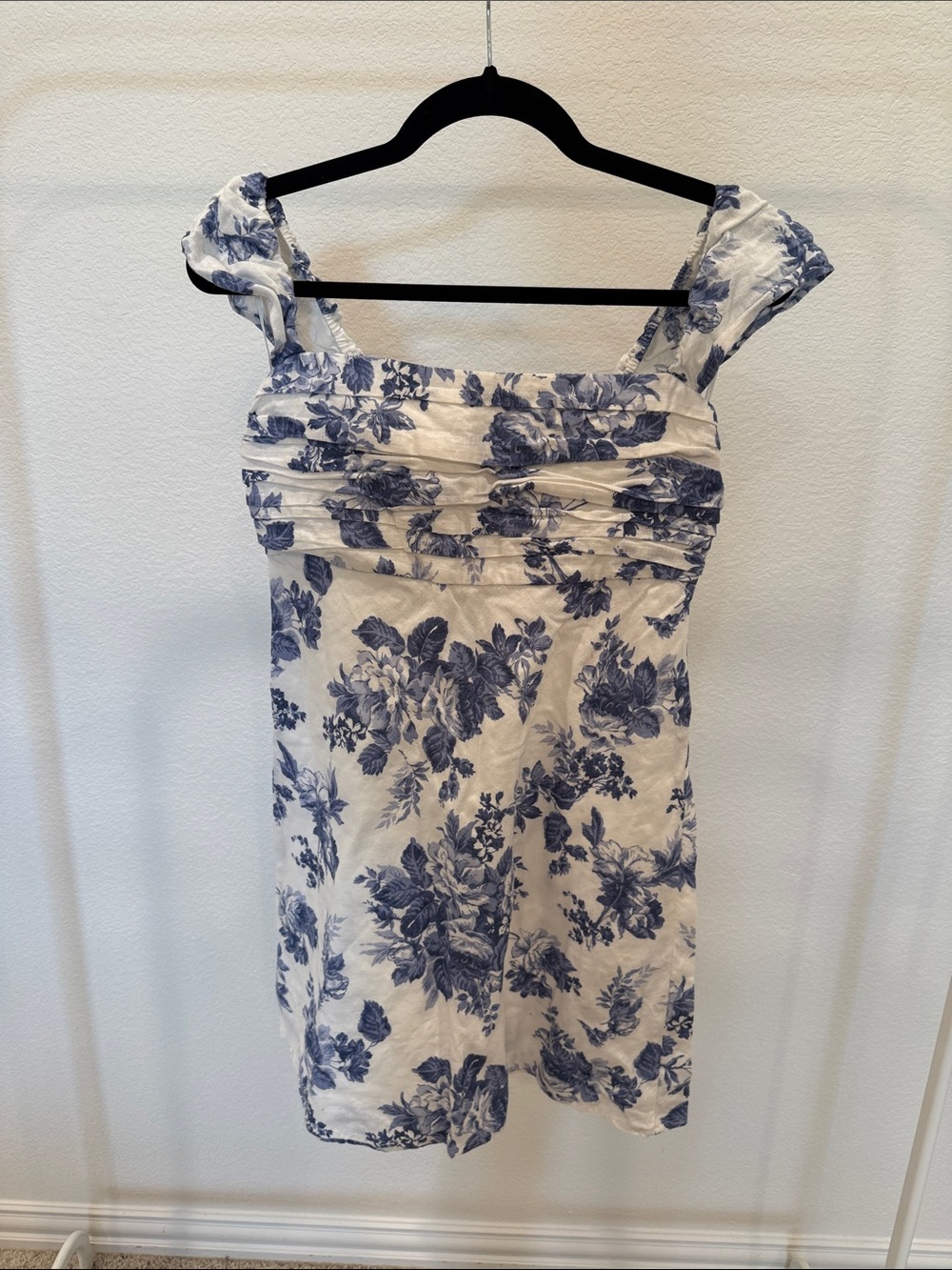 Abercrombie & Fitch Blue and White Floral Mini Dress